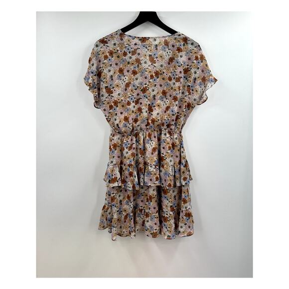 ASTR The Label Floral Tiered Ruffle Mini Dress Size Medium - Picture 7 of 7